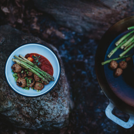 GrillSymbol utomhus stekhäll med ben Stark set, ø 46 cm