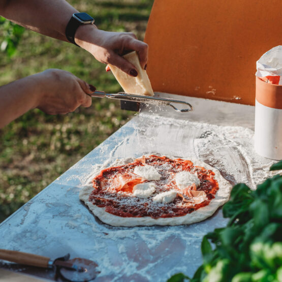 GrillSymbol pizzaugn med bord Pizzo-set
