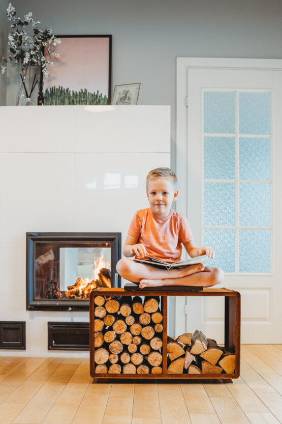 GrillSymbol Cortenstål vedstativ Enzo Rack-M GrillSymbol Cortenstål vedstativ Enzo Rack-M